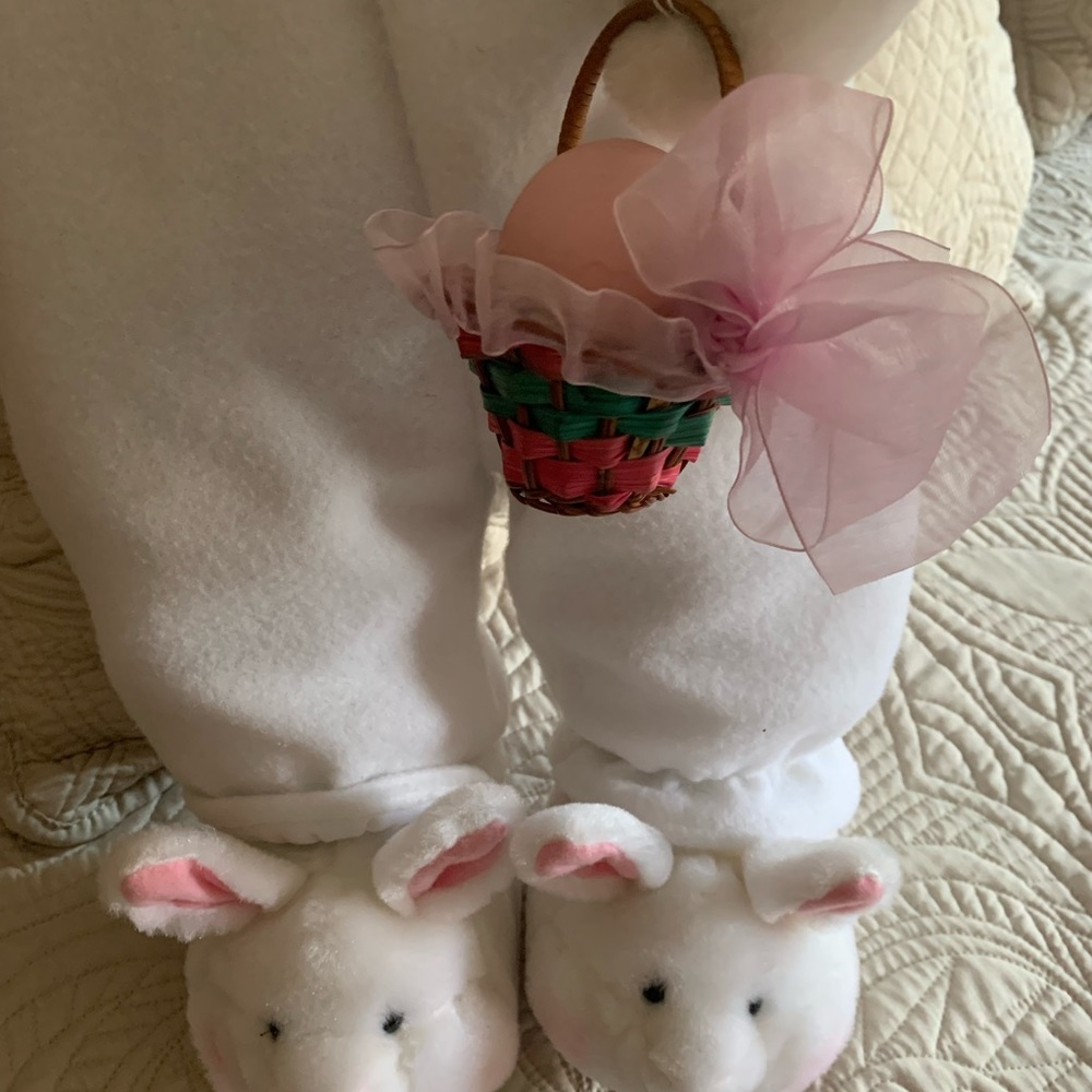 Peek-a-Boo Bunny - Picture 7 of 7